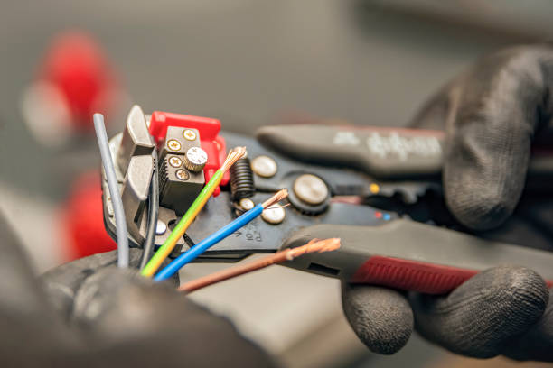 Best Emergency Electrician Near Me  in Morrisonvle, IL